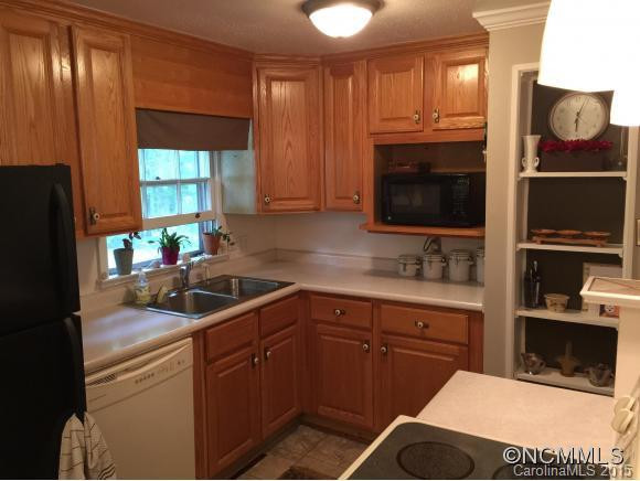 200 Oak Terrace - Photo 7