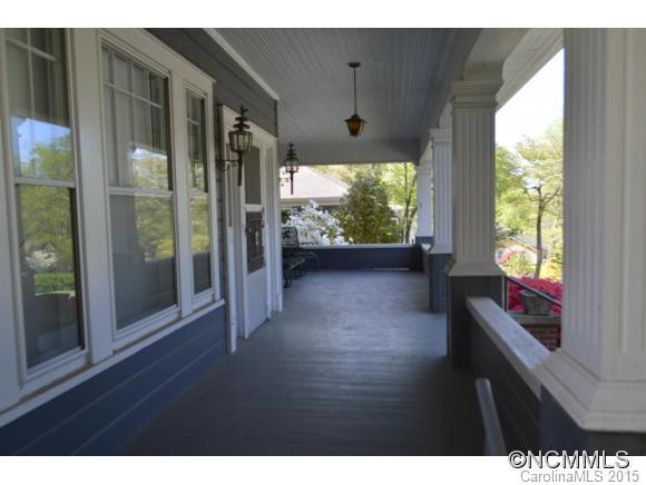1711 Clairmont Drive - Photo 5