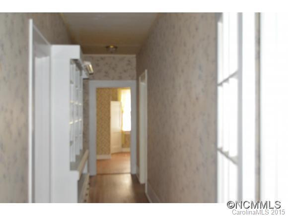 1711 Clairmont Drive - Photo 6