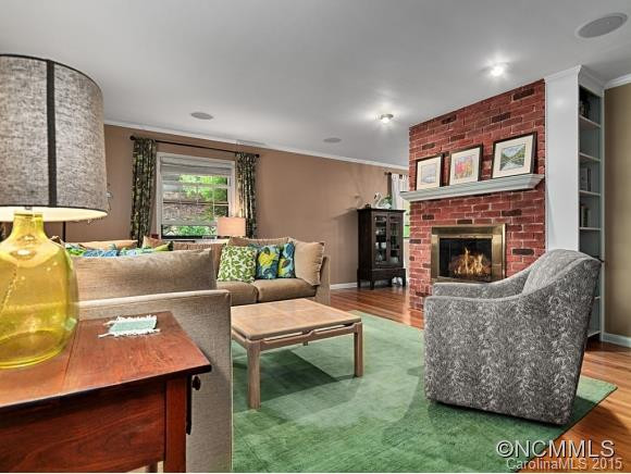 23 SAREVA PLACE - Photo 4