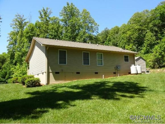 232 KATIE JANE DRIVE - Photo 8