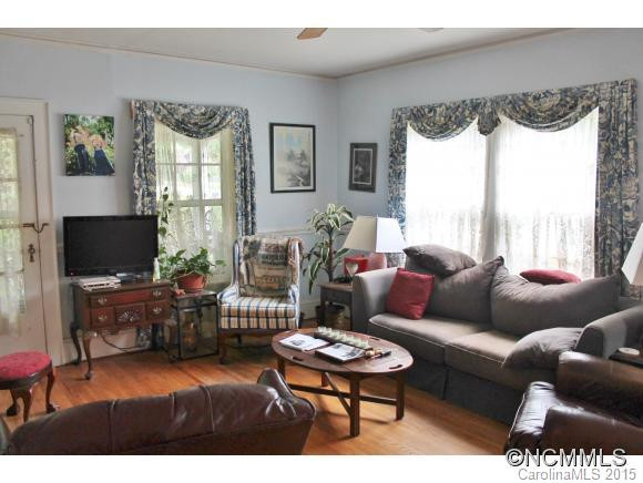 190 Pleasant Street - Photo 3