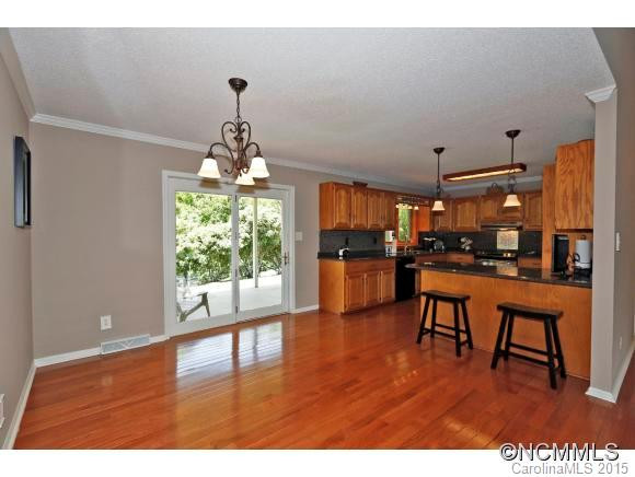 1991 Beaverdam Road - Photo 8