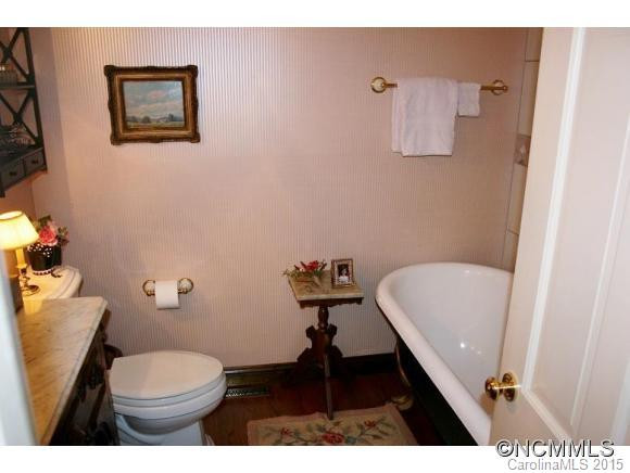 143 COLONIAL DRIVE - Photo 14