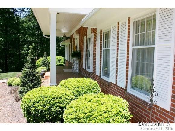 143 COLONIAL DRIVE - Photo 18