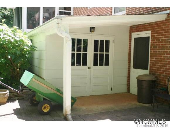 143 COLONIAL DRIVE - Photo 19