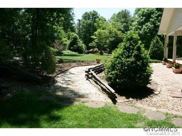 143 COLONIAL DRIVE - Photo 4