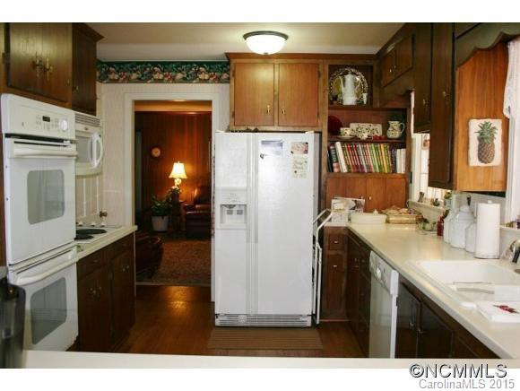 143 COLONIAL DRIVE - Photo 6