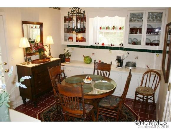 143 COLONIAL DRIVE - Photo 7