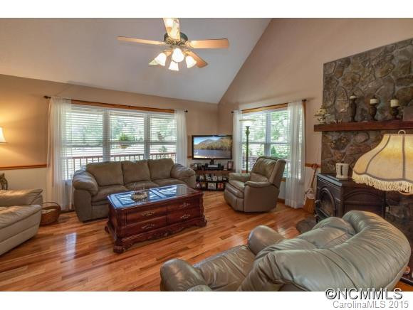 116 Joy Lane - Photo 4