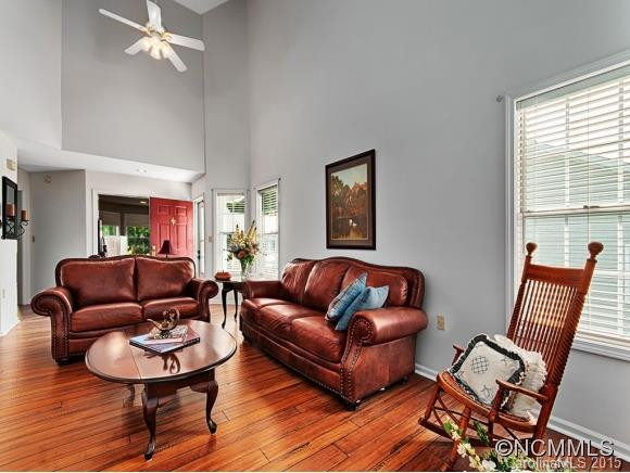 361 LAUREL PARK PLACE - Photo 4