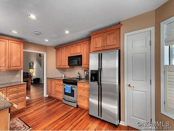 361 LAUREL PARK PLACE - Photo 7