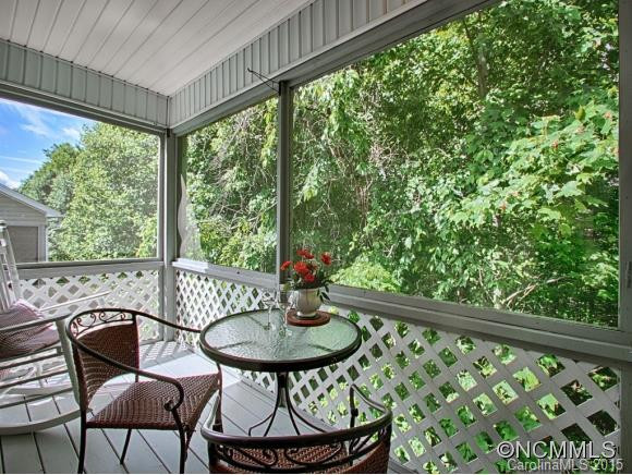 361 LAUREL PARK PLACE - Photo 8