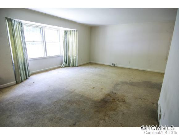 6 Mayfair Drive - Photo 5