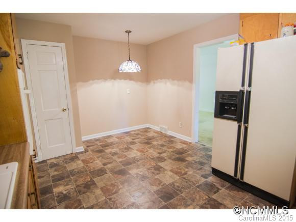 6 Mayfair Drive - Photo 9
