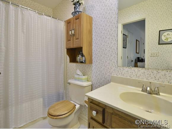 505 OAKWILDE DRIVE - Photo 10