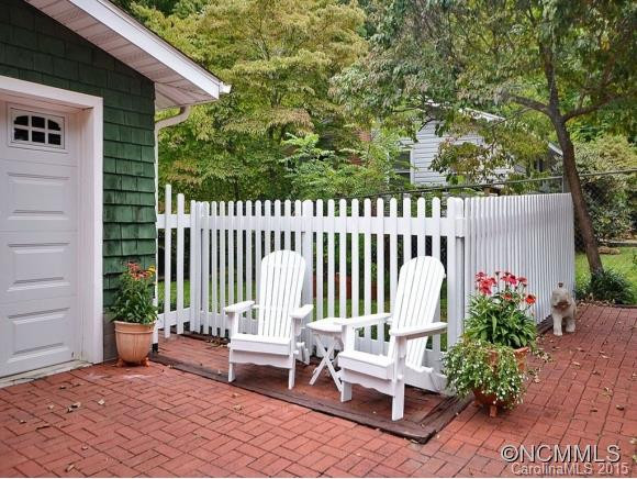 109 EASTWOOD - Photo 16