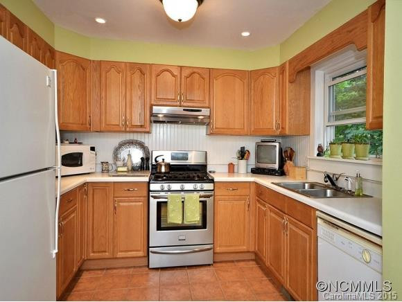 109 EASTWOOD - Photo 9