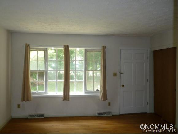 951 Tunnel Road - Photo 2