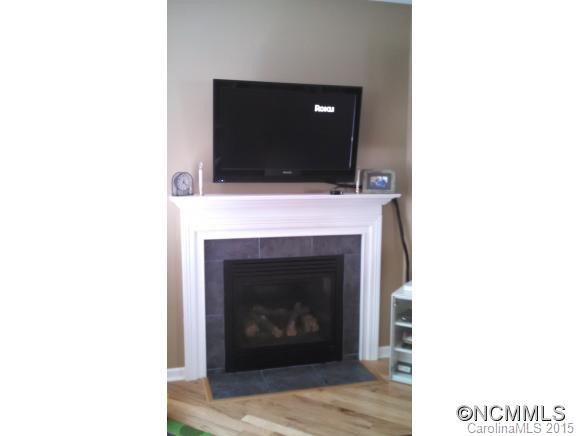 108 Woodcreek - Photo 5