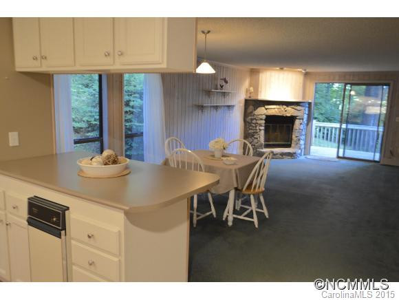 226 Valley Creek Drive - Photo 3