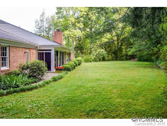 110 Hawthorn Drive - Photo 21