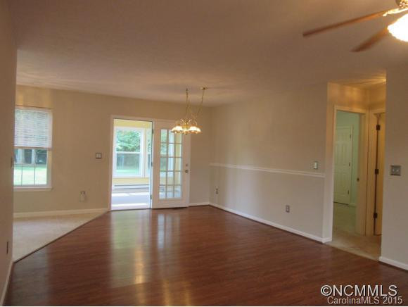 93 LEE DRIVE - Photo 3