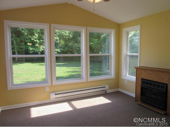 93 LEE DRIVE - Photo 5