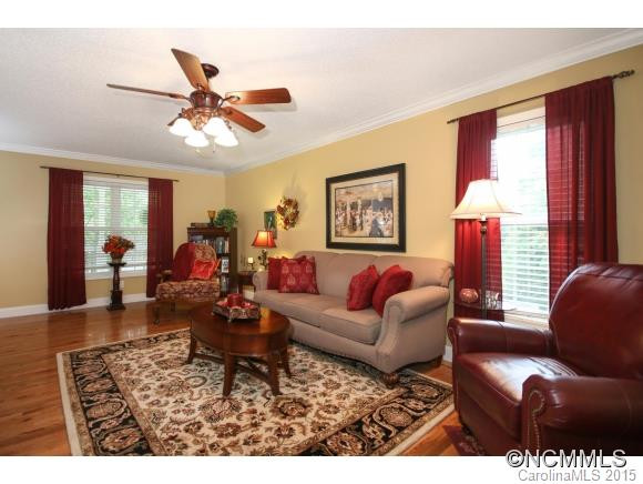 115 Friendly Lane - Photo 7