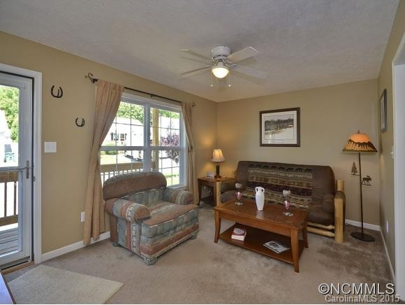 88 NEWBERRY DRIVE - Photo 3