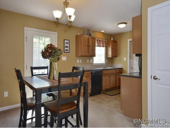 88 NEWBERRY DRIVE - Photo 4