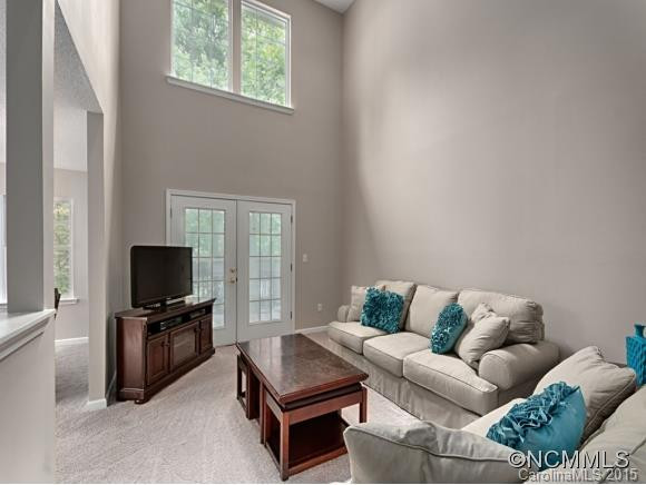 93 FARM LANE - Photo 4