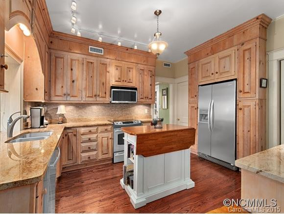 10 Griffing Boulevard - Photo 12