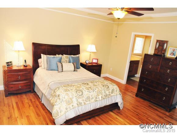 16 Lancaster - Photo 13