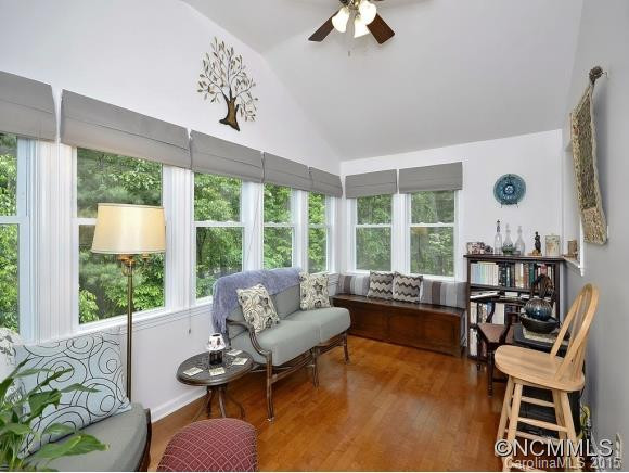 423 DEERHAVEN LANE - Photo 7
