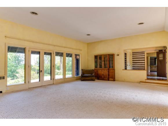 936 Golden Road - Photo 9