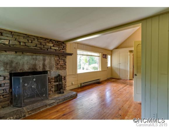 936 Golden Road - Photo 10