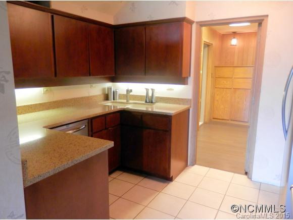 78 Breezemont Drive - Photo 14