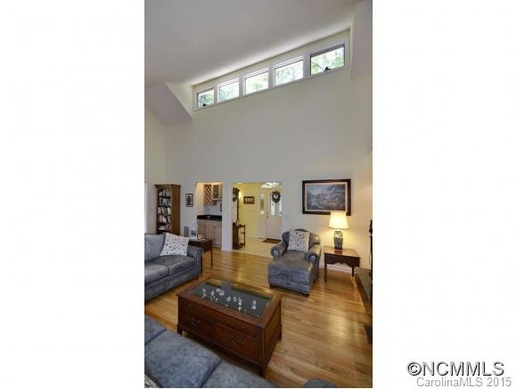 18 IVY WAY - Photo 4