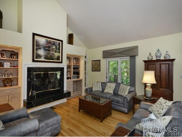 18 IVY WAY - Photo 5