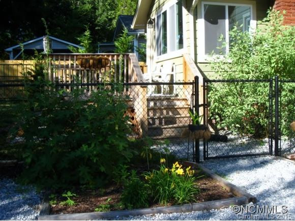 302 SHEPHERD STREET - Photo 12