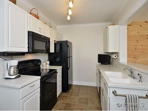 302 SHEPHERD STREET - Photo 5