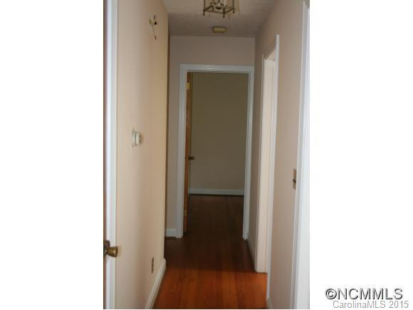 187 Fairway Drive - Photo 9
