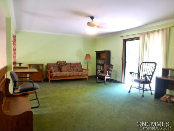 11 Berry Lane - Photo 4