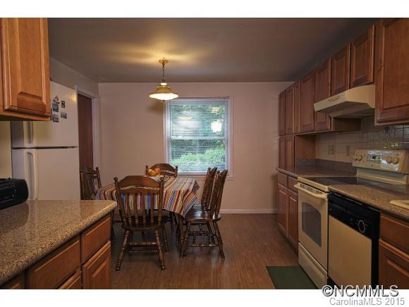 107 Pine Tree Drive - Photo 3