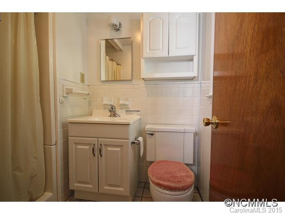 107 Pine Tree Drive - Photo 9