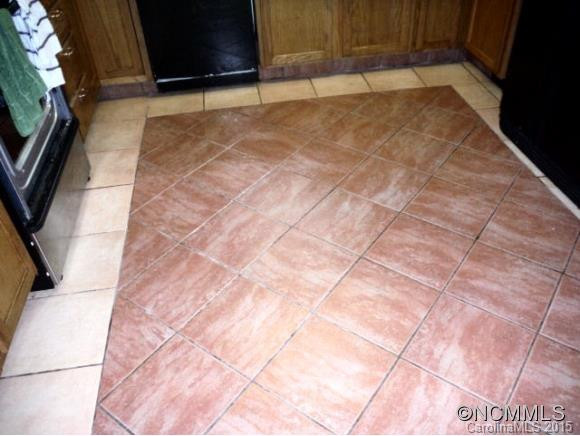 1140 South River Road - Photo 19