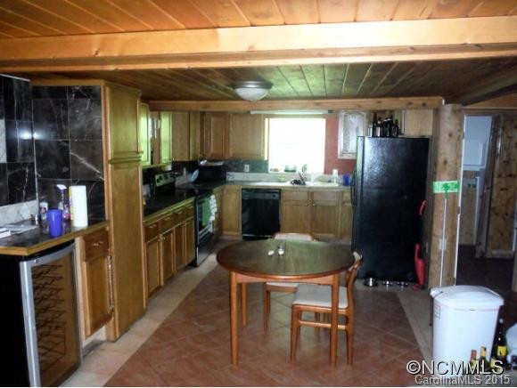 1140 South River Road - Photo 8