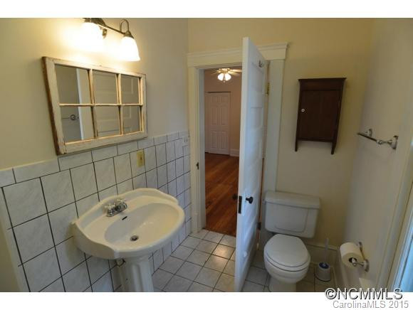 224 Jordan Street - Photo 13