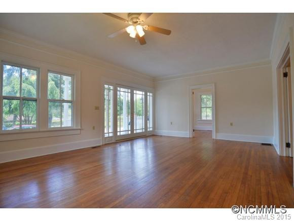 224 Jordan Street - Photo 15